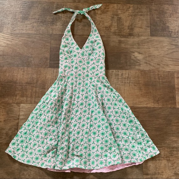Lilly Pulitzer Dresses & Skirts - Lilly Pulitzer eyelet embroidered floral halter dress